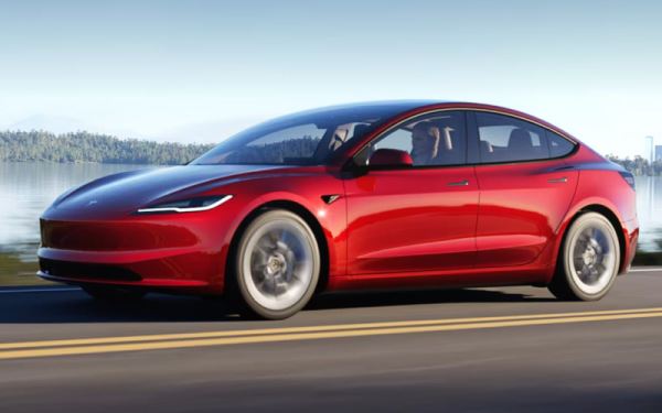 Автотека: Tesla Model 3 стал самым популярным электромобилем по числу запросов