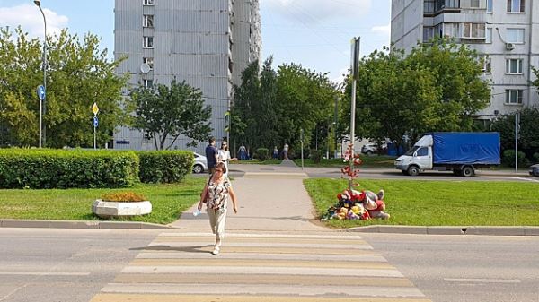 Женщина погибла при наезде машины на пешеходном переходе в Москве